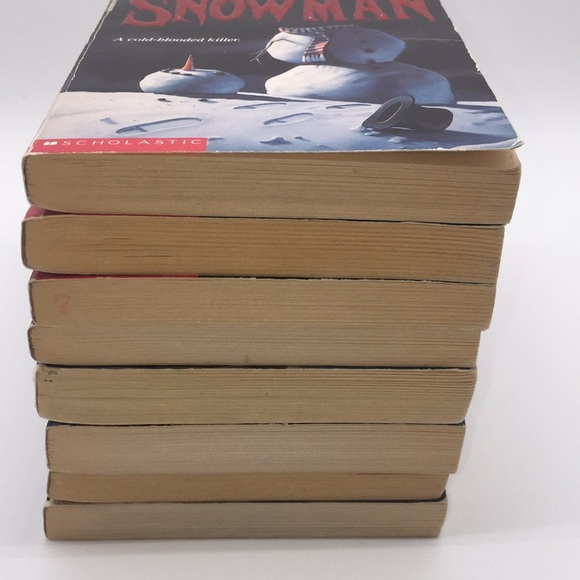 R.L Stine Lot of 8 Books including Fear Street Saga Young Adult Horror Thriller - Picture 8 of 14